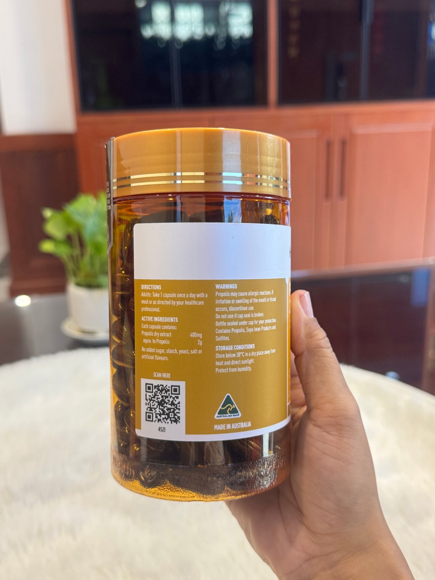 
                  
                    Healthy Care Propolis 2000
                  
                