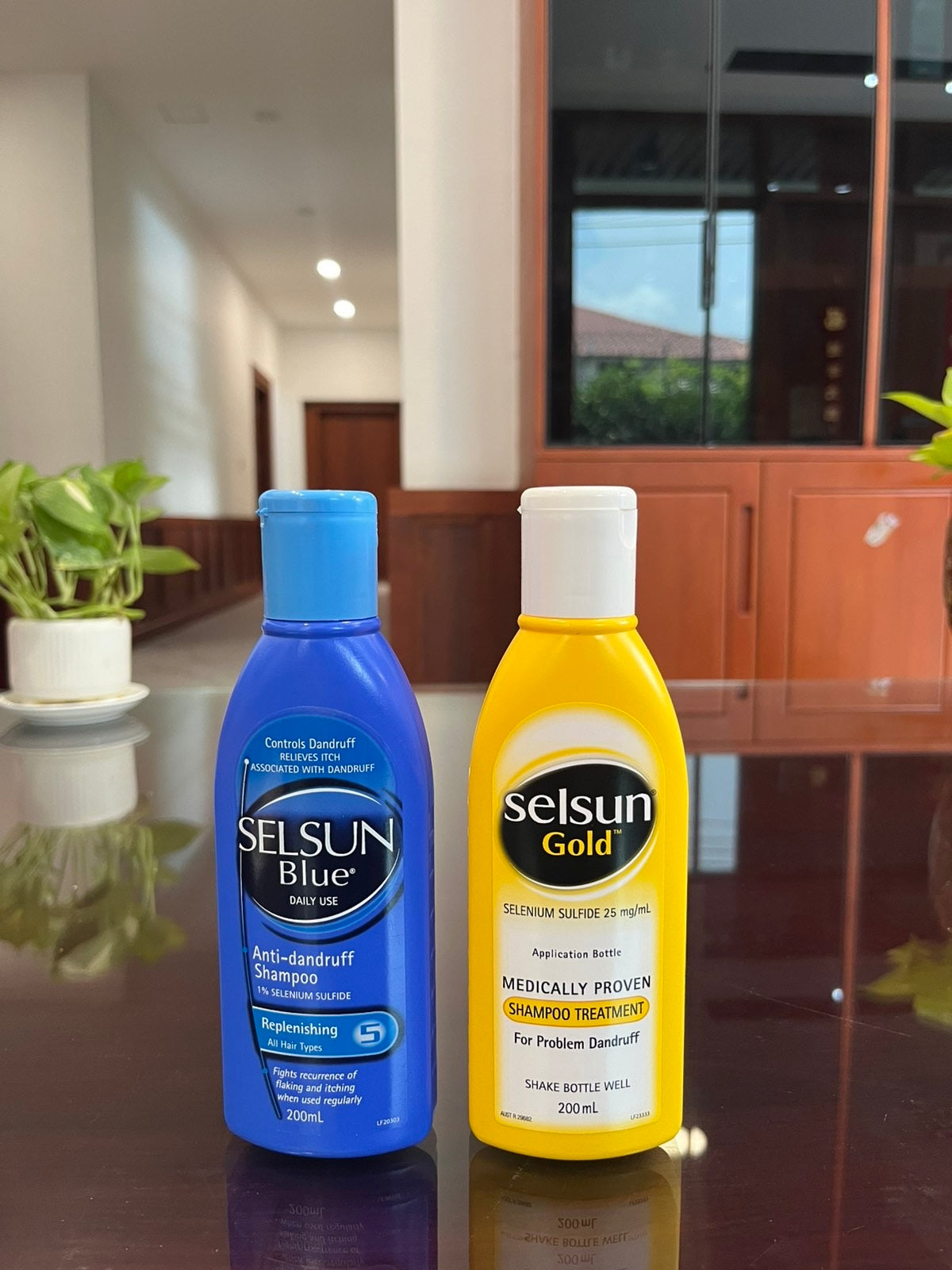 
                  
                    Ausi Selsun Shampoo -200ml
                  
                