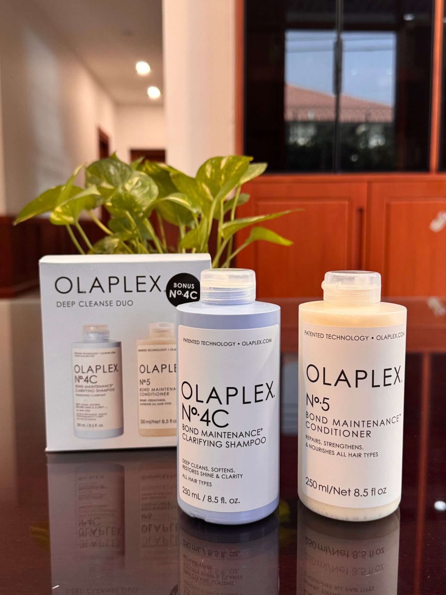 
                  
                    Olaplex Deep Cleanse DUO Set
                  
                