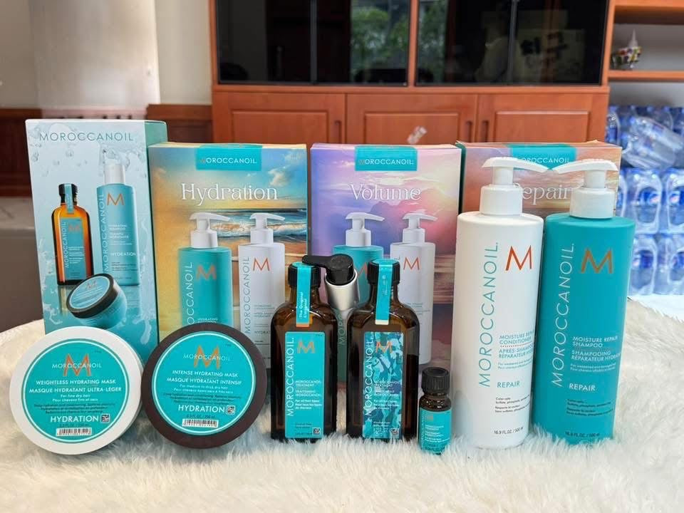 
                  
                    Moroccanoil Duo Set
                  
                