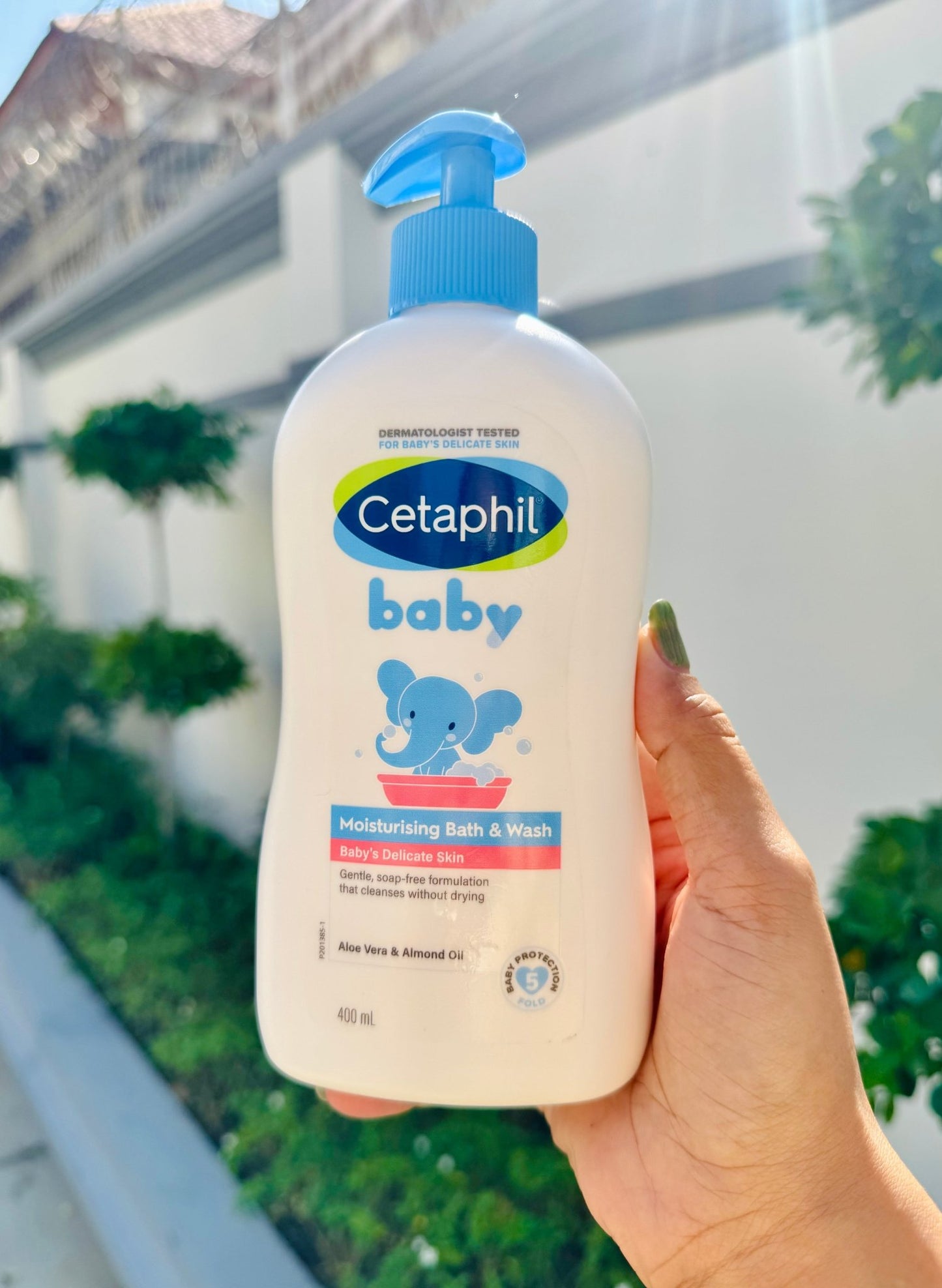 
                  
                    Cetaphil moisturising bath & wash - 400ml - Lemonbaby
                  
                