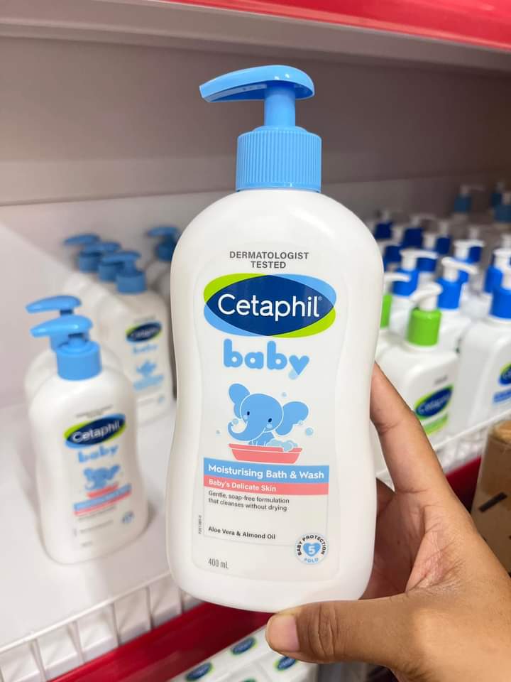 
                  
                    Cetaphil moisturising bath & wash 400ml - Lemonbaby
                  
                