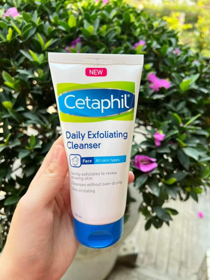 
                  
                    Cetaphil - Daily Exfloting Cleanser (178ml) - Lemonbaby
                  
                