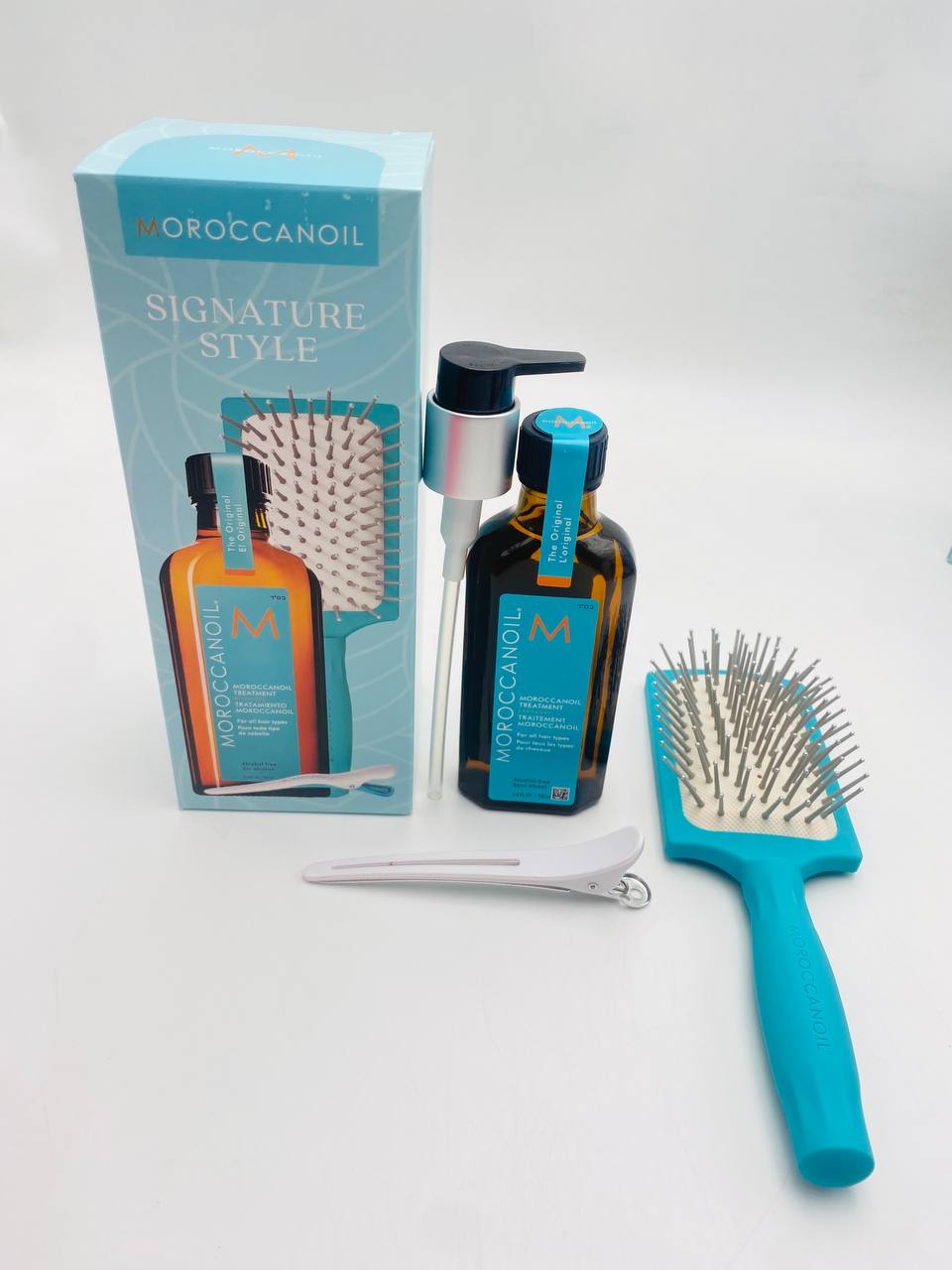 
                  
                    Moroccanoil Signature Style Set - Lemonbaby
                  
                